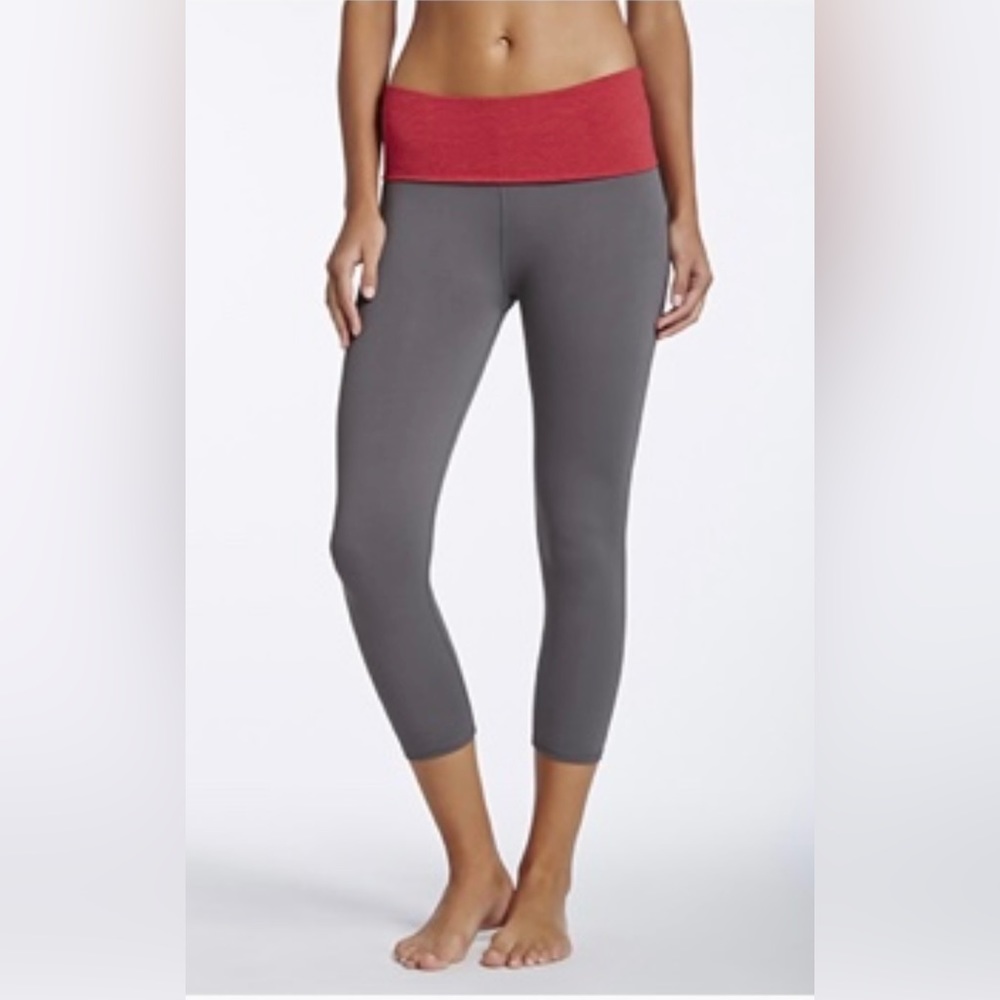 Fabletics Salar Capri Fold-Over Legging